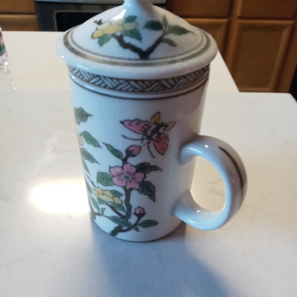 Porcelain pier 1 teacup with infuser - Picture 5 of 5